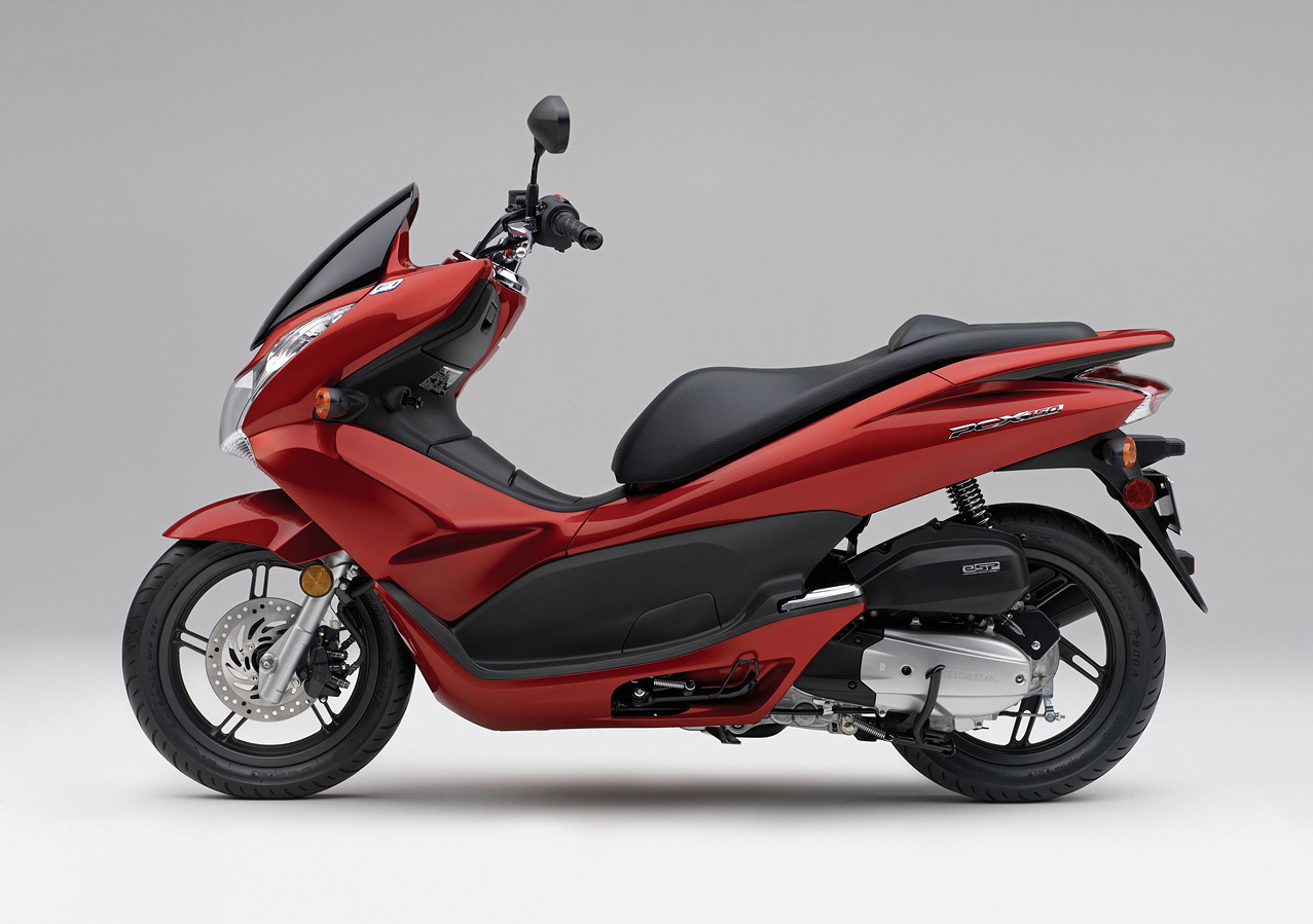 Фото скутера Honda PCX150
